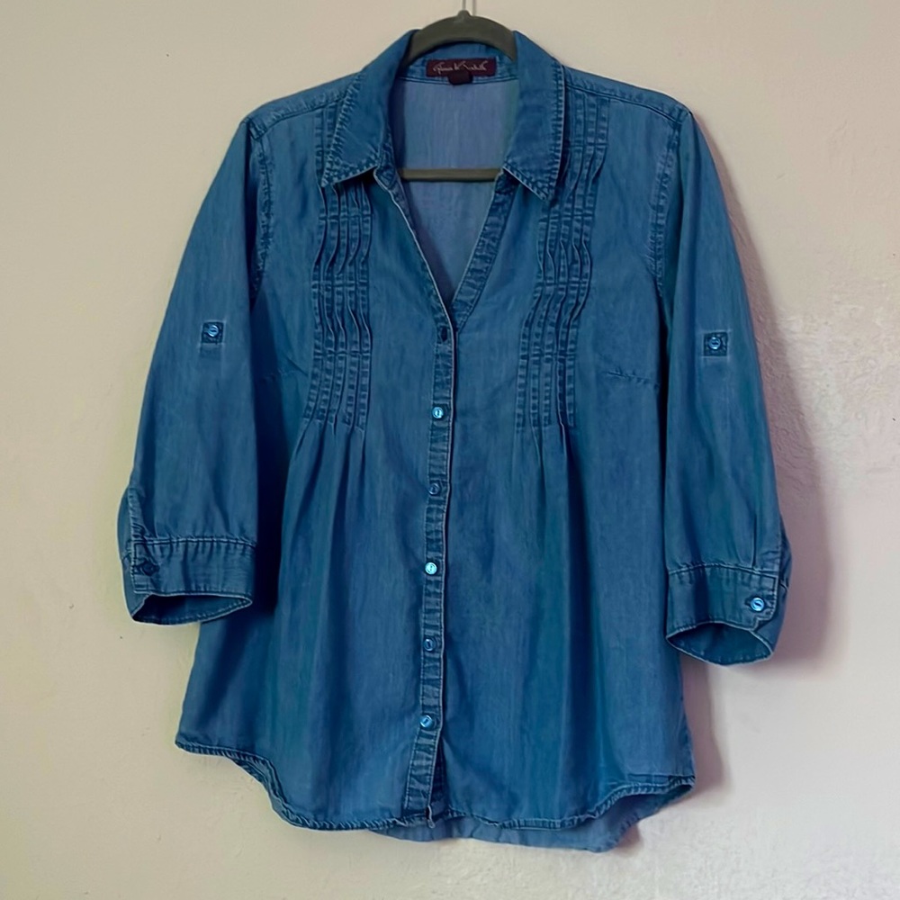 Women’s button down top